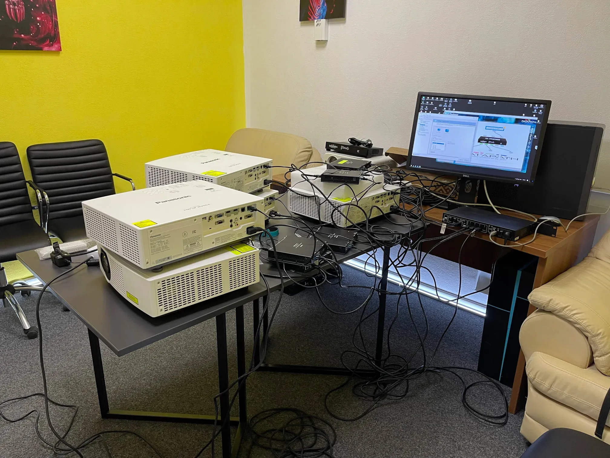 Lumenstory team at work 3